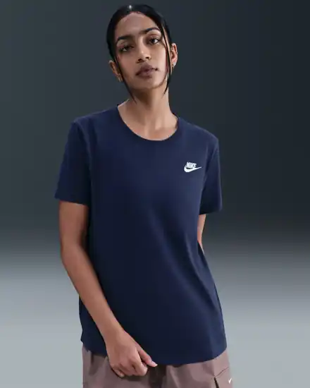 Nike Women's Navy Swoosh Crew-Neck T-Shirt